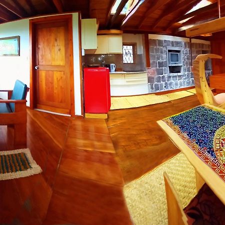 Finca Petrona Calacali ภายนอก รูปภาพ