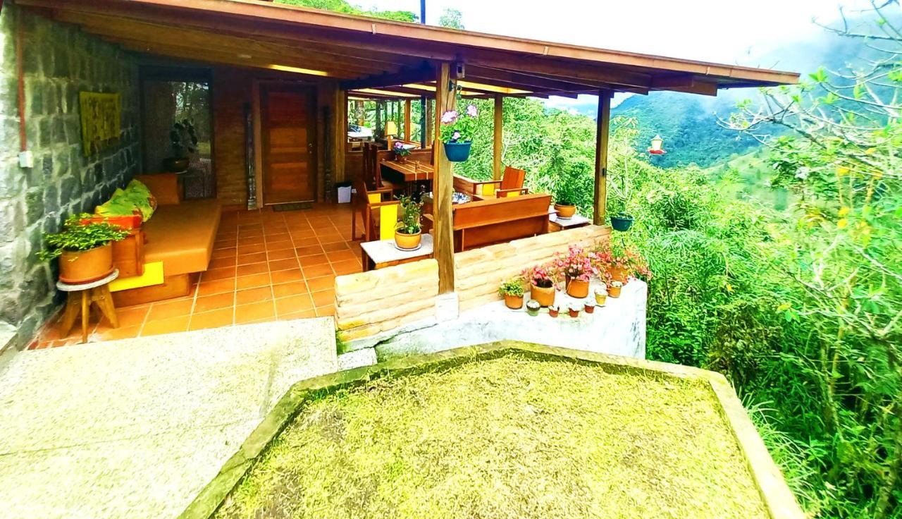 Finca Petrona Calacali ภายนอก รูปภาพ