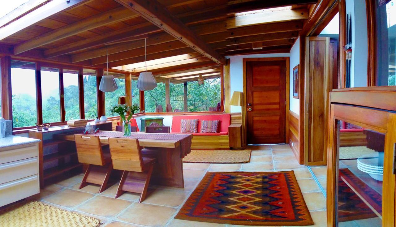 Finca Petrona Calacali ภายนอก รูปภาพ